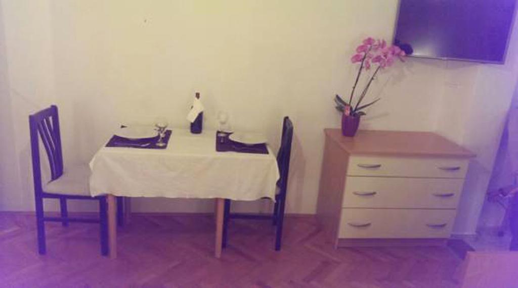 Apartments Mira ماكارسكا الغرفة الصورة